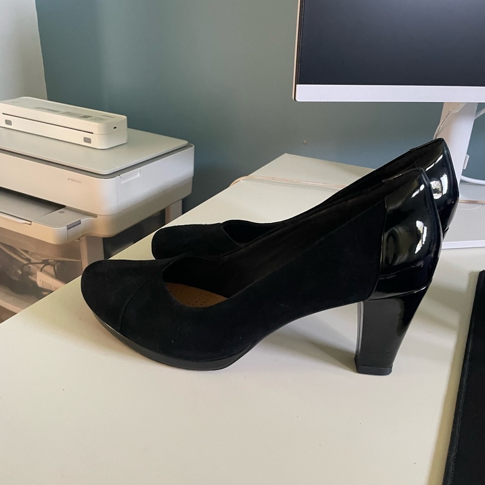 Clarks Black Heel Pumps - Suede leather